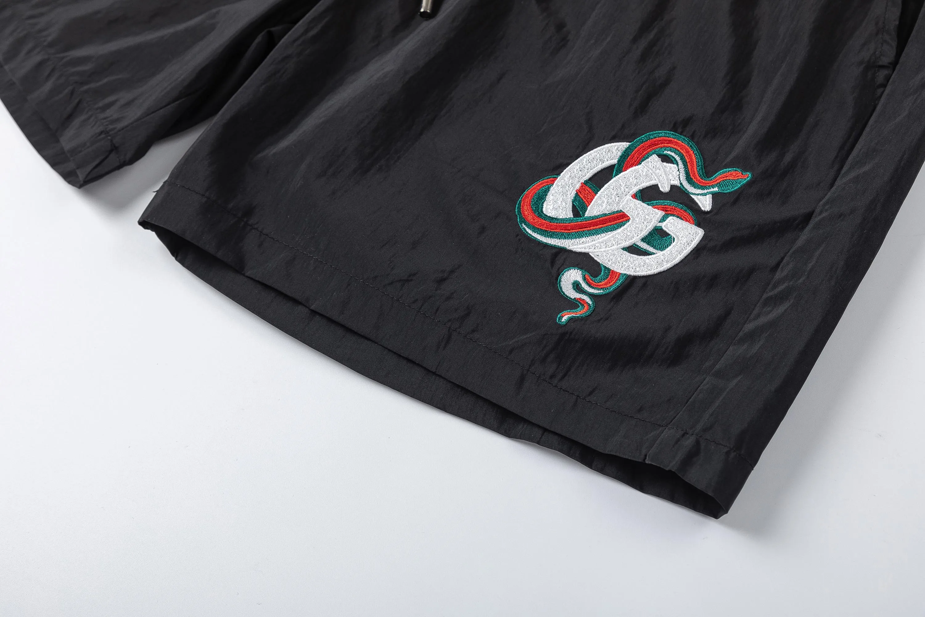 【GUCCI  公式旗艦店】グッチ  ショートパンツご好評に付き再入荷！250224