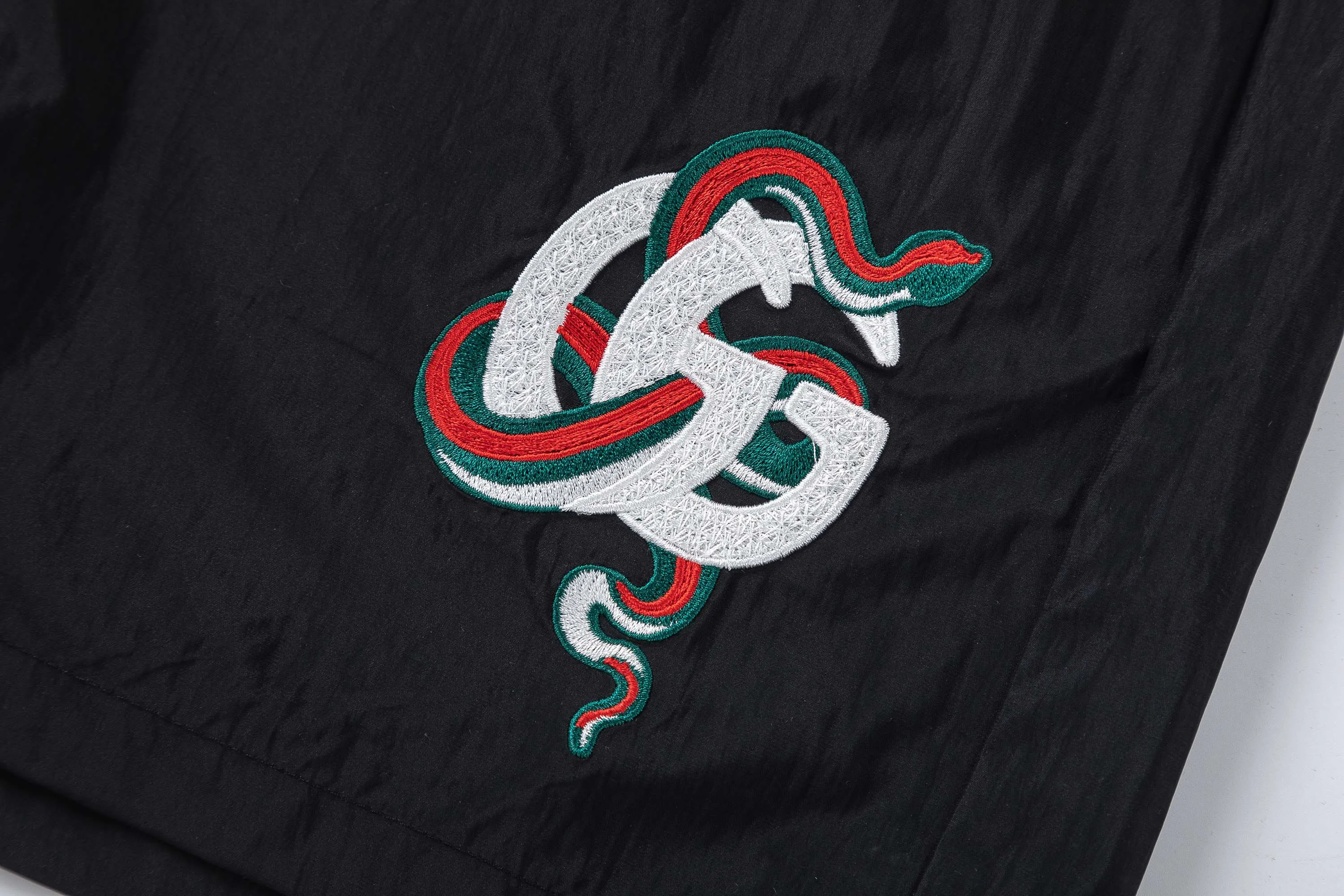 【GUCCI  公式旗艦店】グッチ  ショートパンツご好評に付き再入荷！250224