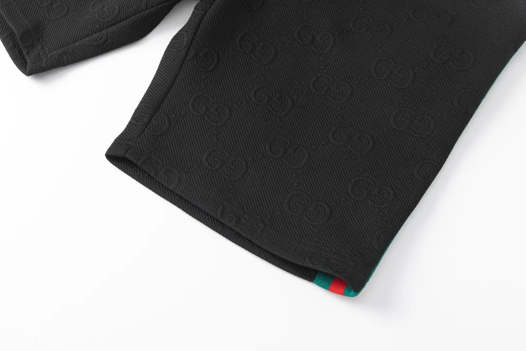 【GUCCI  公式旗艦店】グッチ  ショートパンツご好評に付き再入荷！250224
