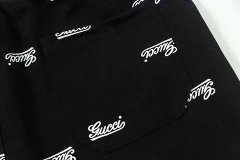 【GUCCI  公式旗艦店】グッチ ショートパンツご好評に付き再入荷！250224