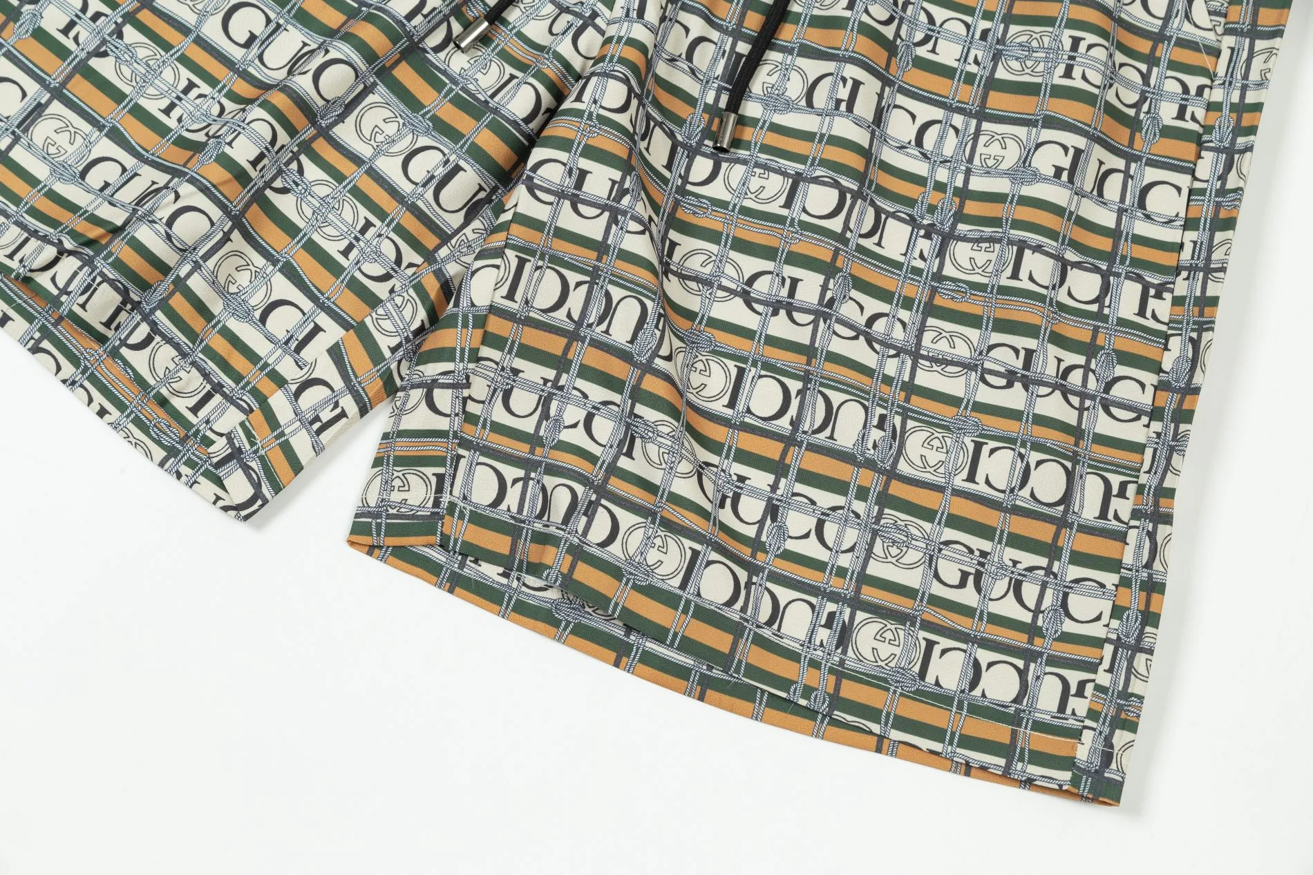 【GUCCI 公式旗艦店】グッチ  ショートパンツ  ご好評に付き再入荷！