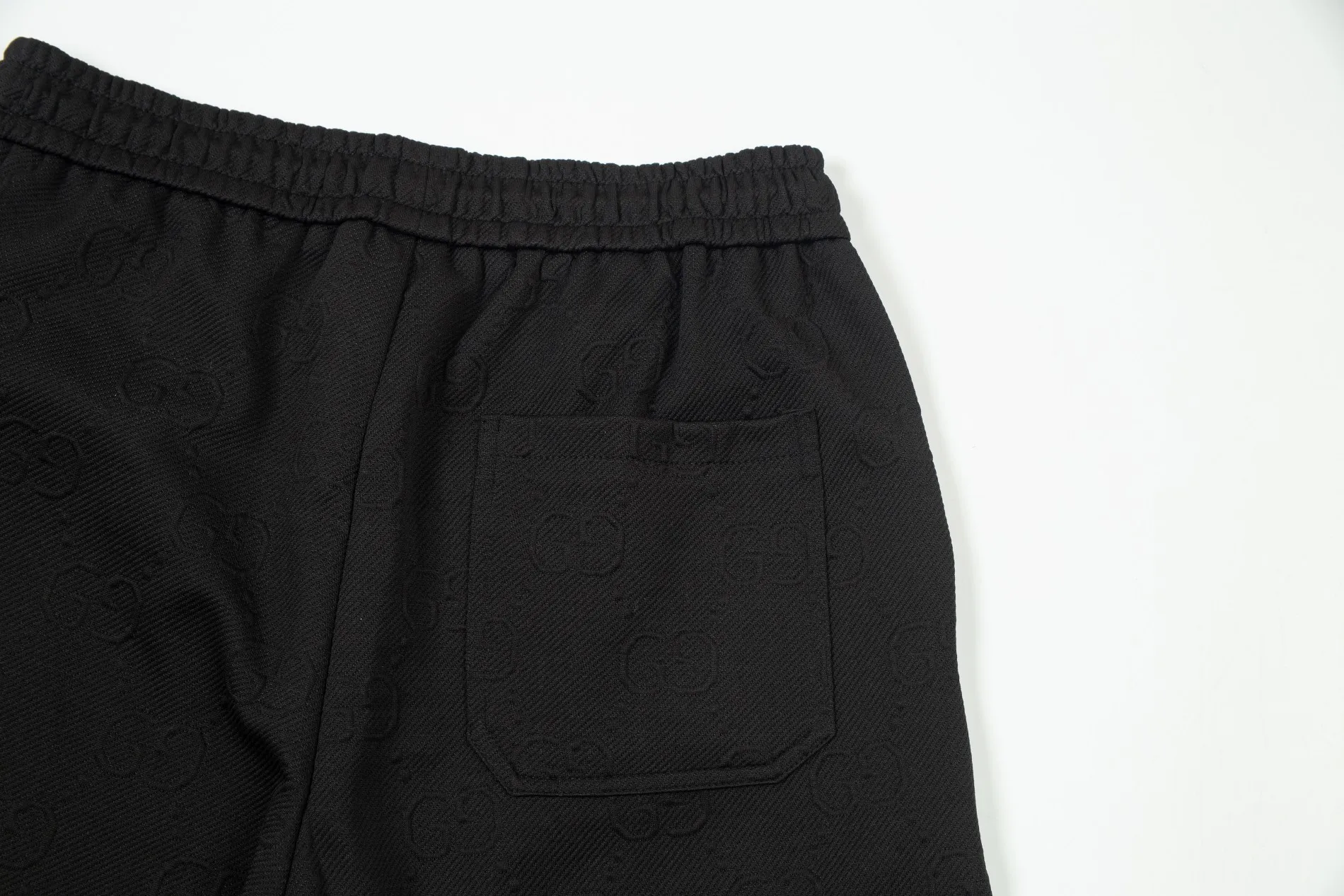 【GUCCI 公式旗艦店】グッチ  ショートパンツ  ご好評に付き再入荷！