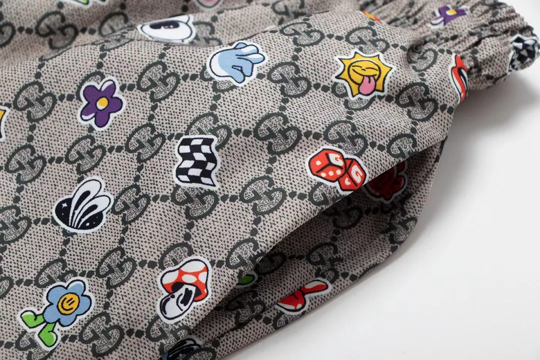 【GUCCI 公式旗艦店】グッチ  ショートパンツ  ご好評に付き再入荷！