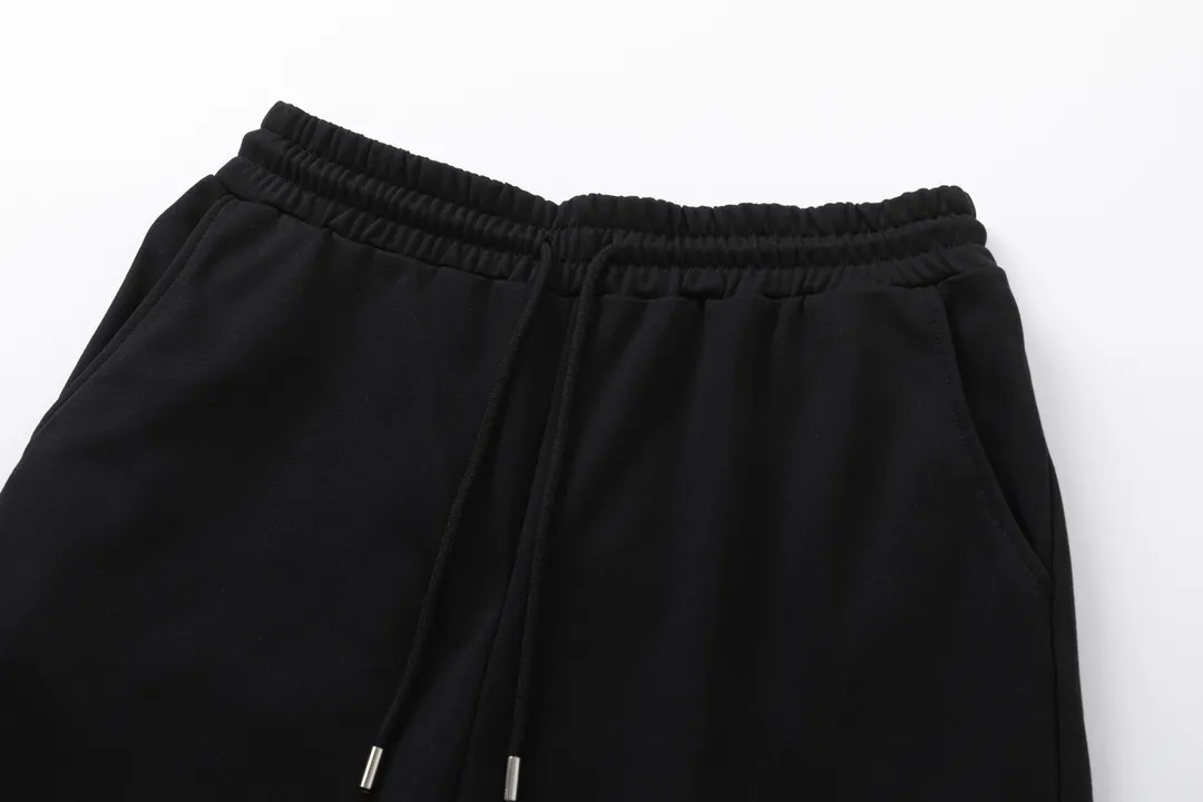 【GUCCI 公式旗艦店】グッチ  ショートパンツご好評に付き再入荷！
