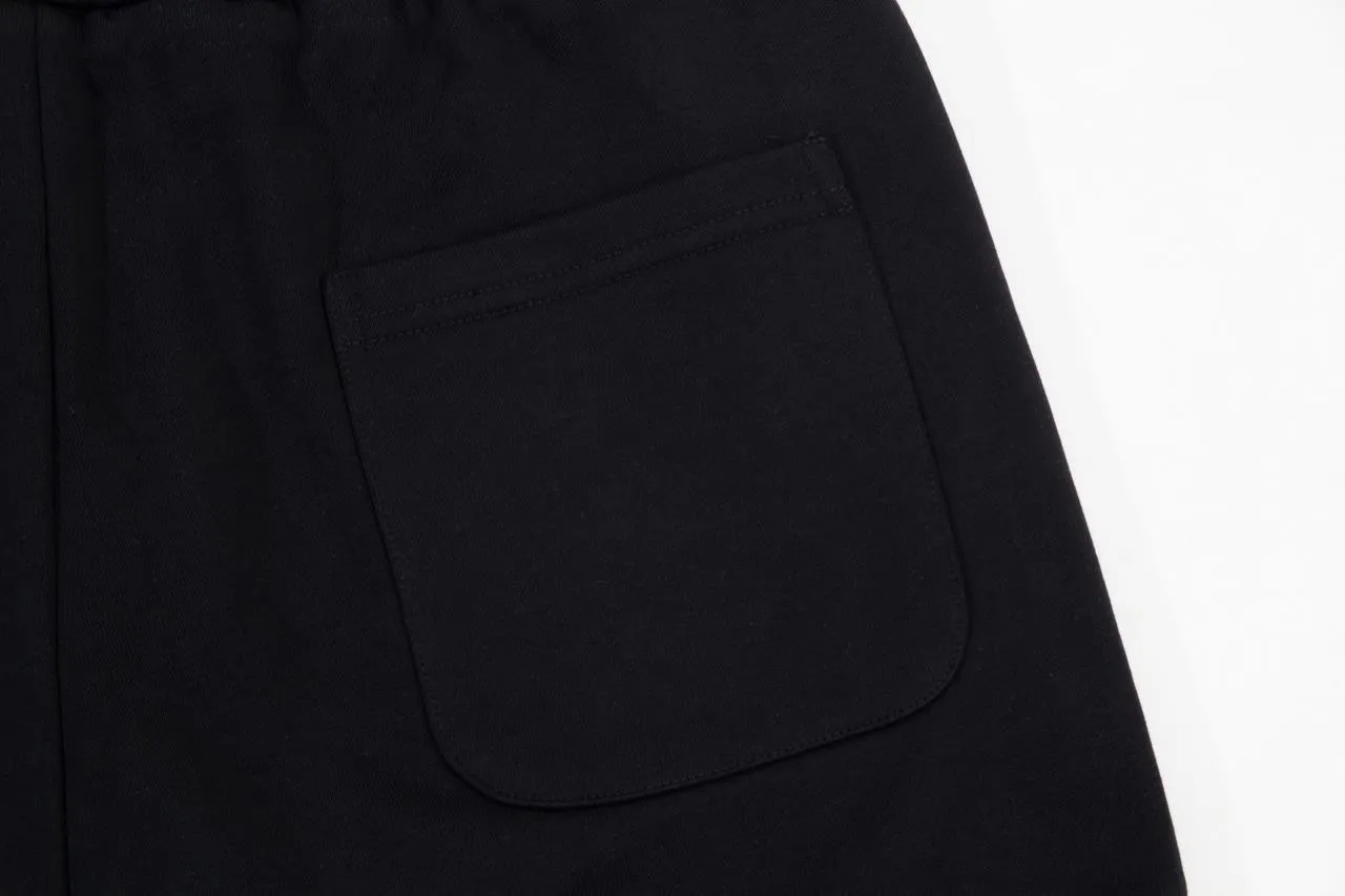 【GUCCI  公式旗艦店】クッチ   ショートパンツ  ご好評に付き再入荷！
