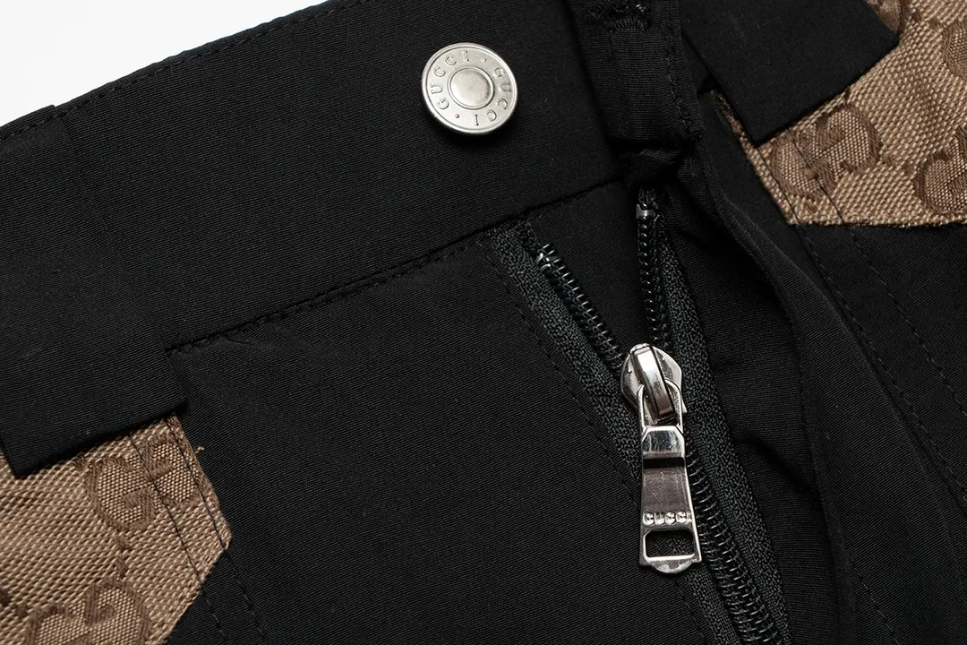 【GUCCI公式旗艦店】クッチ  ショートパンツ  ご好評に付き再入荷！