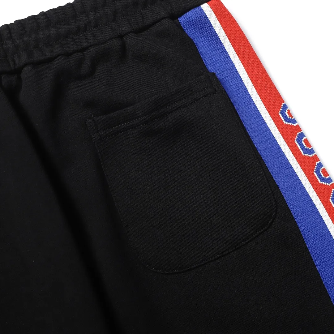 【GUCCI  公式旗艦店】クッチ   ショートパンツ  ご好評に付き再入荷！