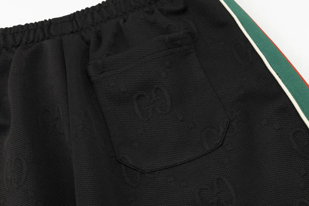 【GUCCI公式旗艦店】クッチ  ショートパンツ  ご好評に付き再入荷！