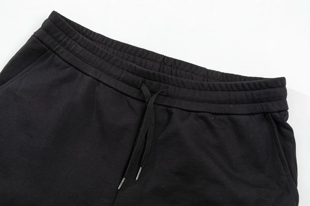 【GUCCI公式旗艦店】クッチ  ショートパンツ  ご好評に付き再入荷！