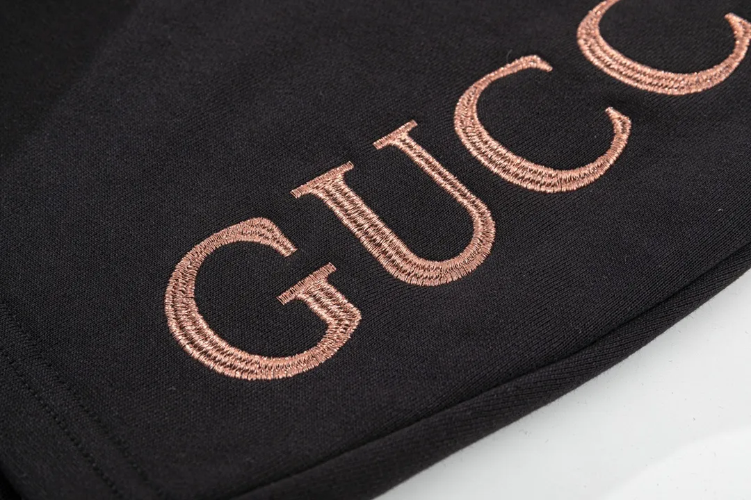【GUCCI公式旗艦店】クッチ  ショートパンツ  ご好評に付き再入荷！