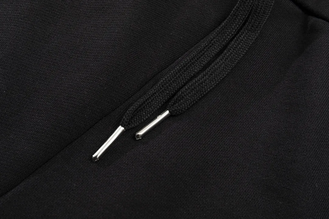 【GUCCI公式旗艦店】クッチ  ショートパンツ  ご好評に付き再入荷！