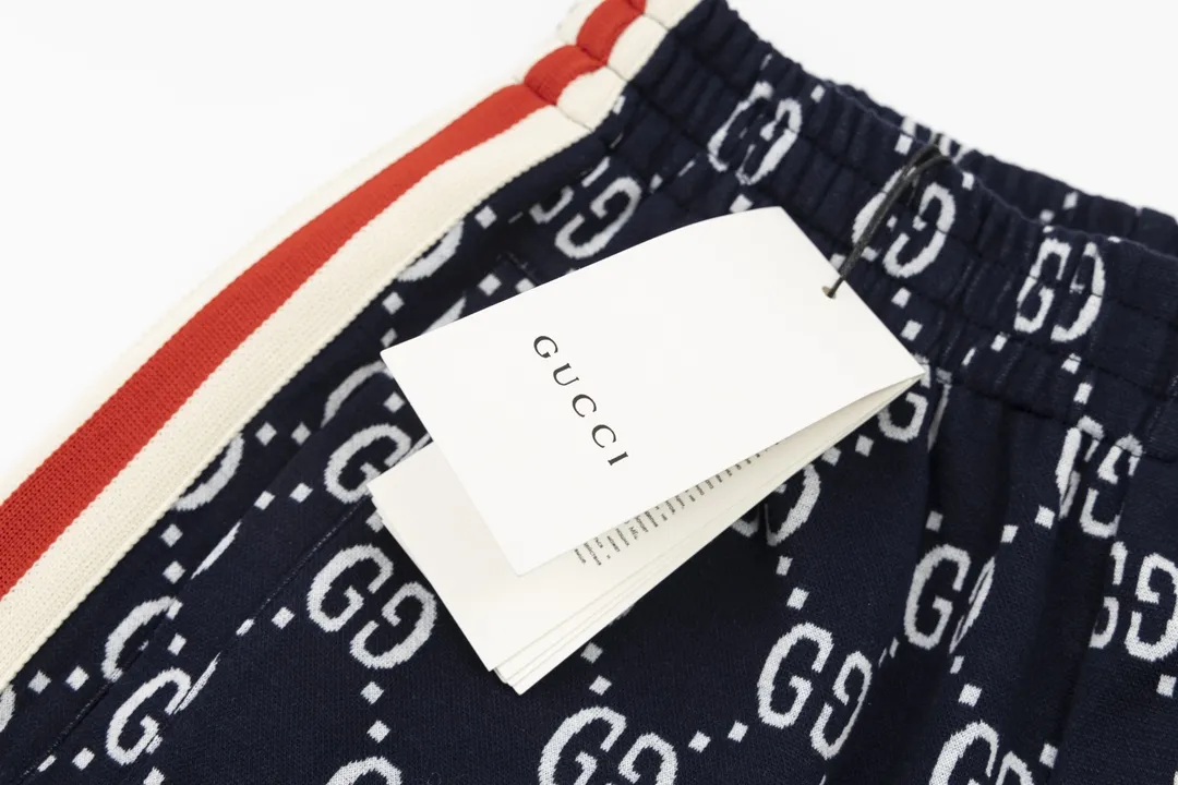 【GUCCI公式旗艦店】クッチ  ショートパンツ  ご好評に付き再入荷！