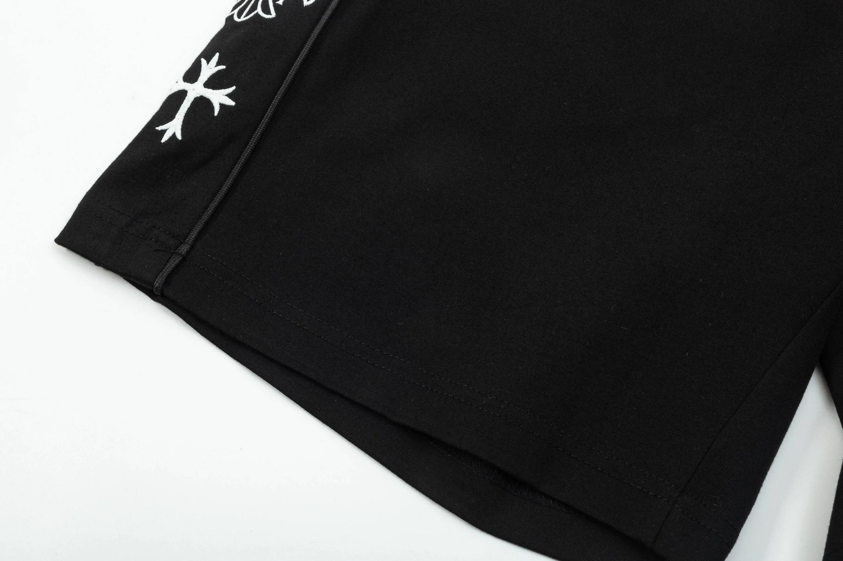 【CHROME HEARTS  公式旗艦店】クロムハーツ  ショートパンツご好評に付き再入荷！250227