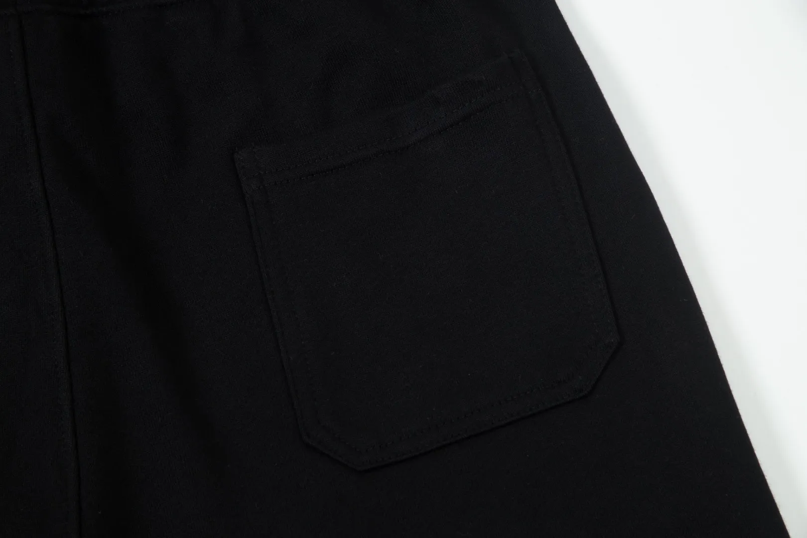 【CHROME HEARTS  公式旗艦店】クロムハーツ  ショートパンツご好評に付き再入荷！