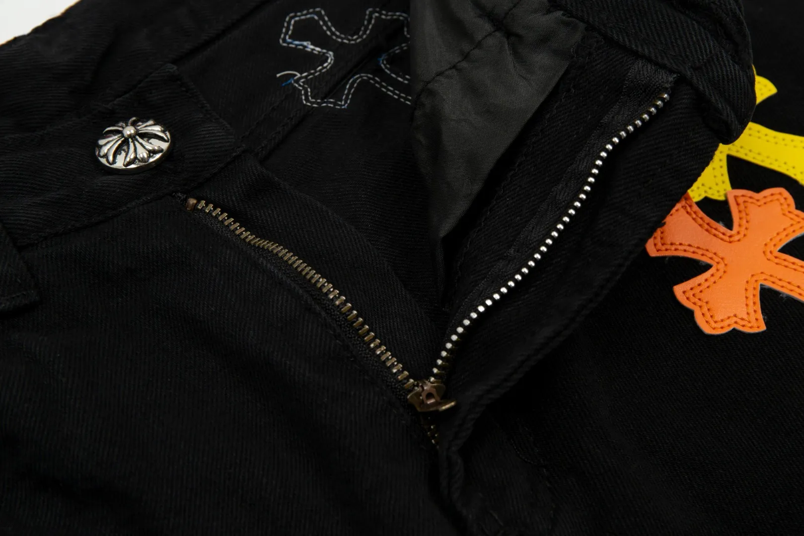【CHROME HEARTS  公式旗艦店】クロムハーツ    ショートパンツ  ご好評に付き再入荷！