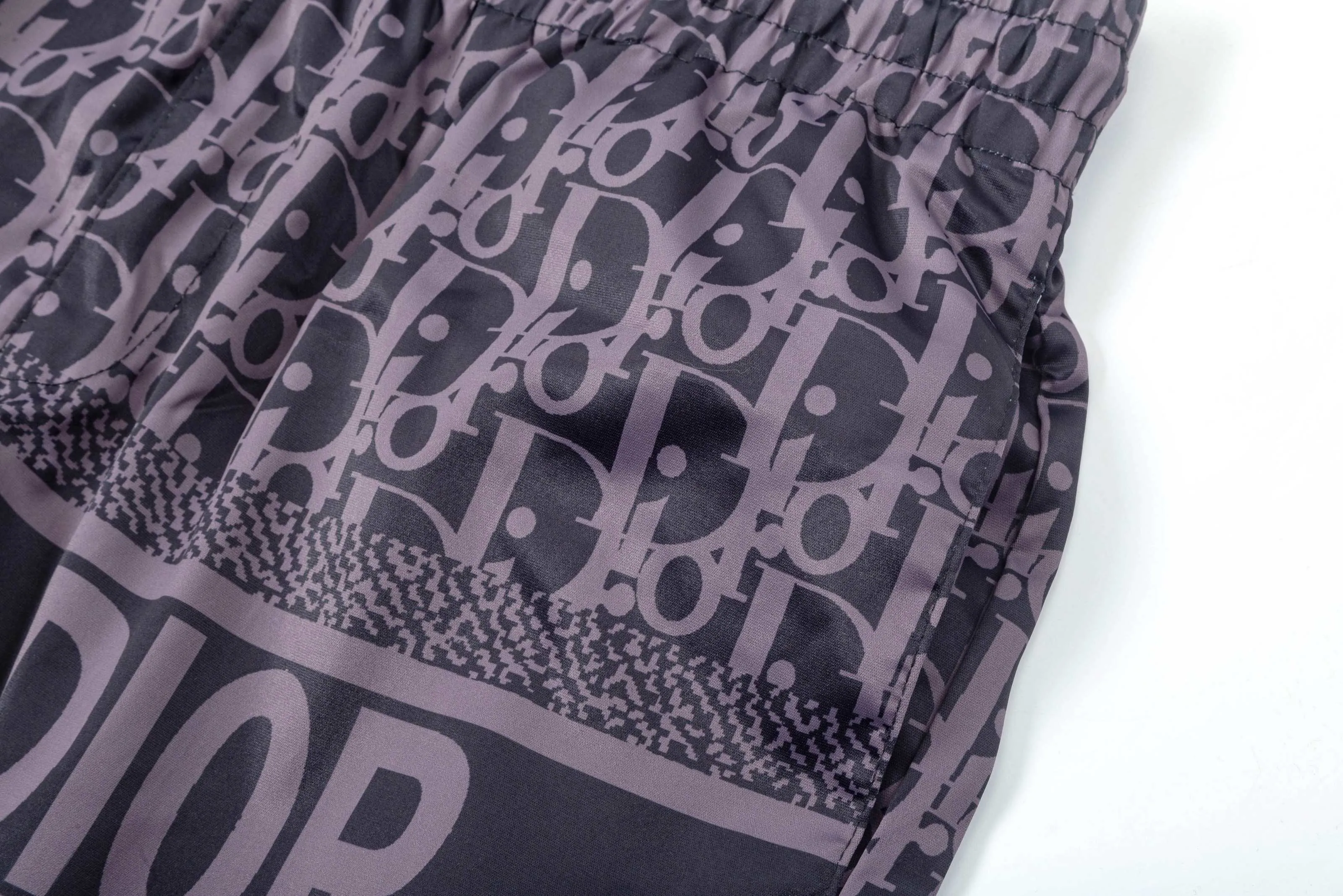 【DIOR  公式旗艦店】ディオール   ショートパンツご好評に付き再入荷！250225