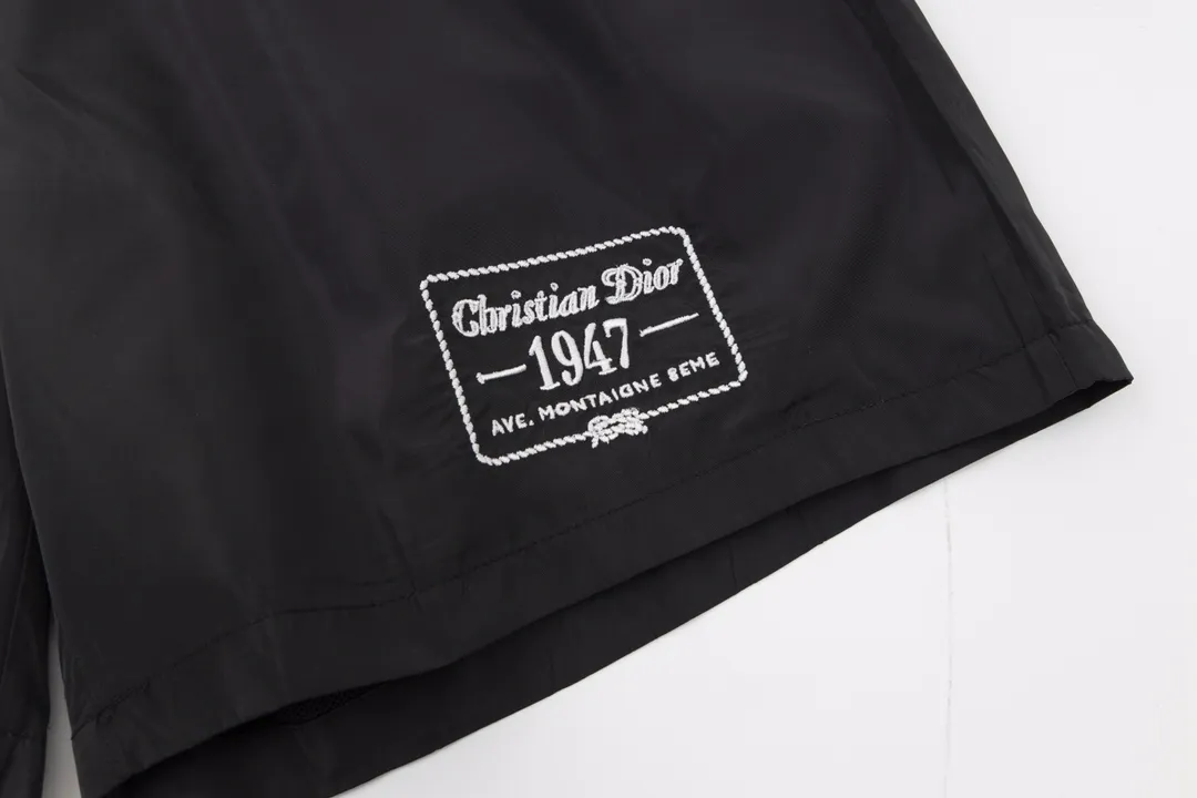 【DIOR  公式旗艦店】ディオール   ショートパンツ  ご好評に付き再入荷！