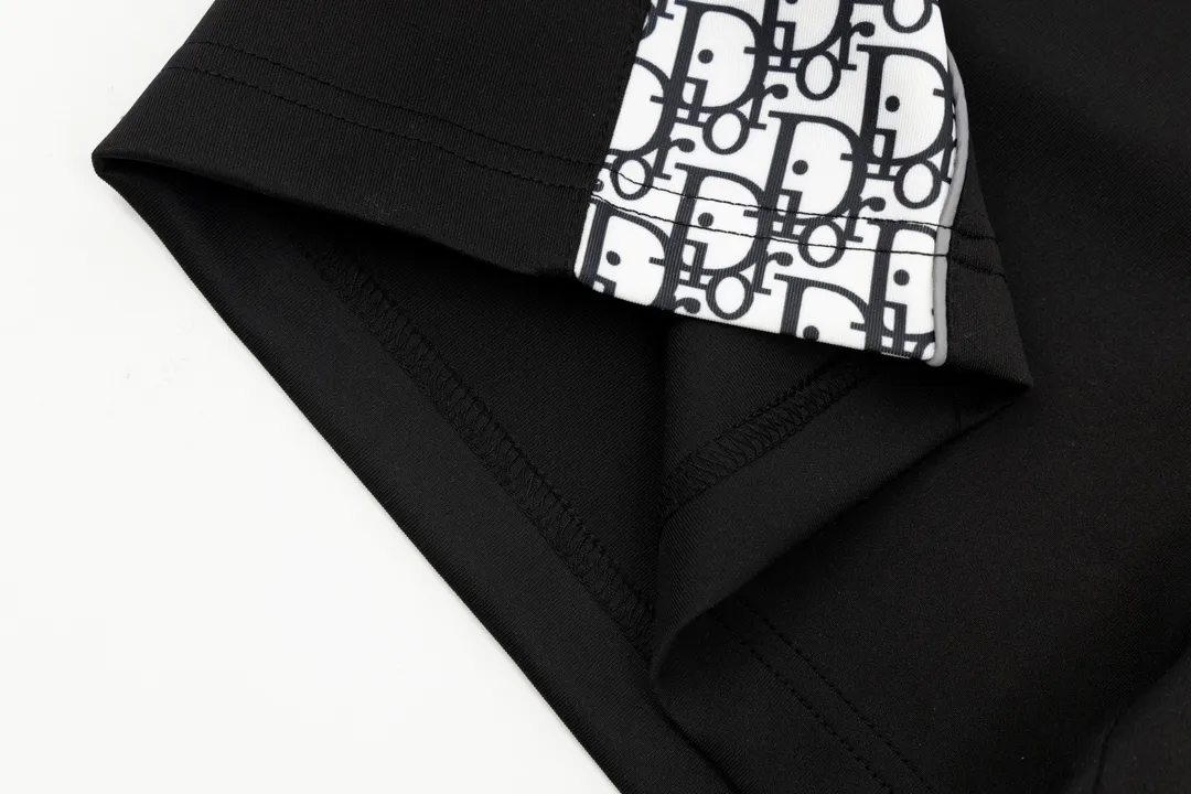 【DIOR   公式旗艦店】ディオール   ショートパンツご好評に付き再入荷！