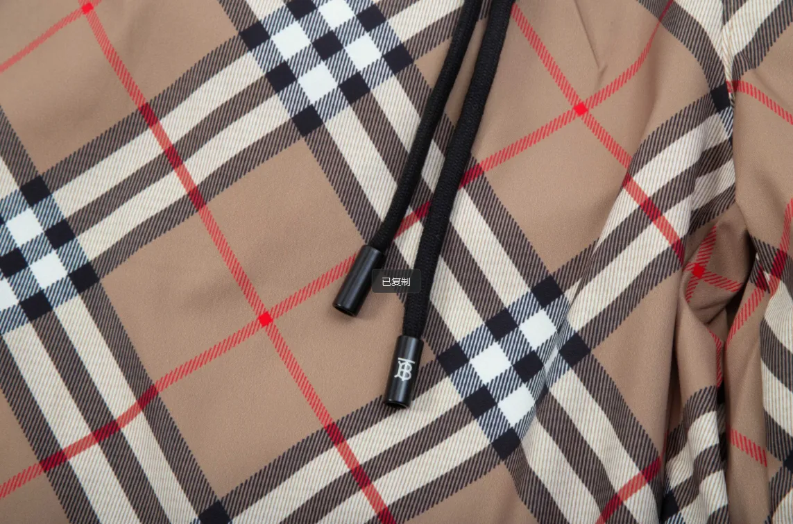 【BURBERRY  公式旗艦店】バーバリー  ショートパンツご好評に付き再入荷！250226
