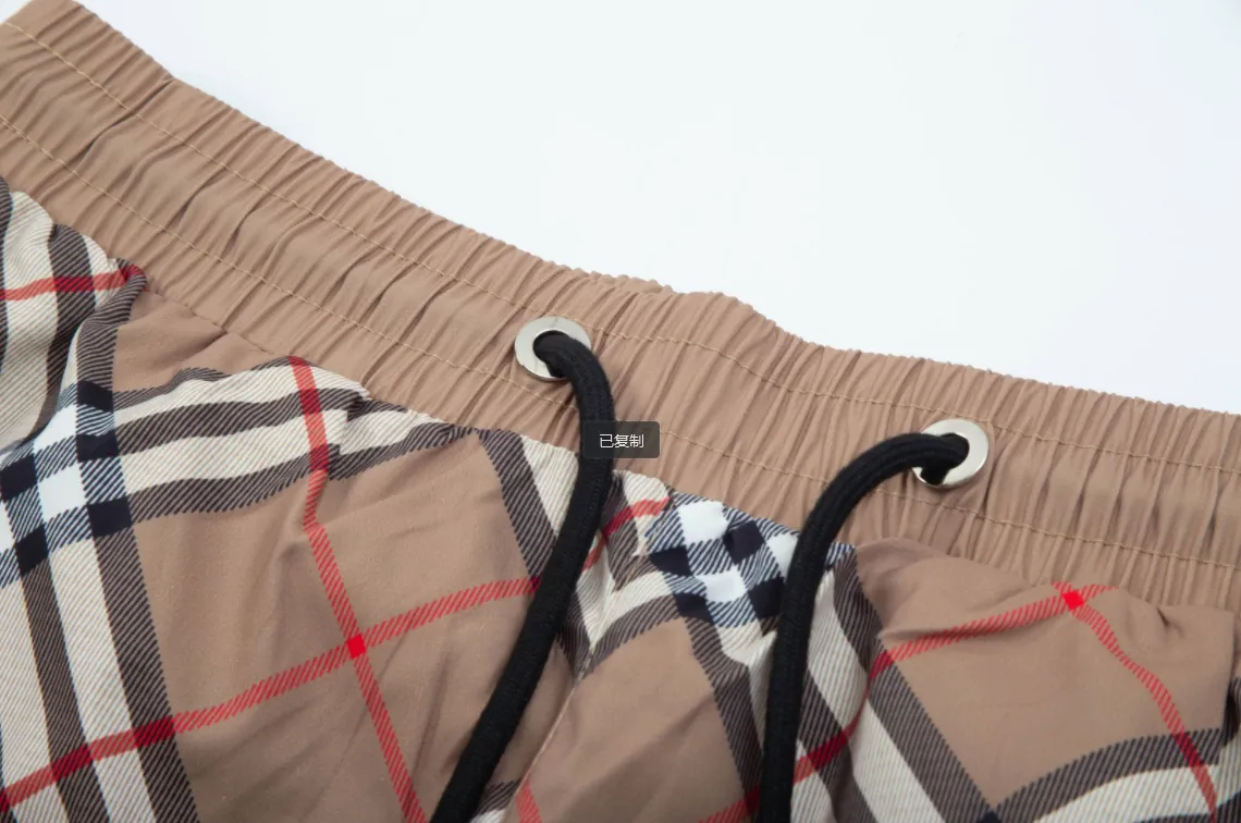 【BURBERRY  公式旗艦店】バーバリー  ショートパンツご好評に付き再入荷！250226