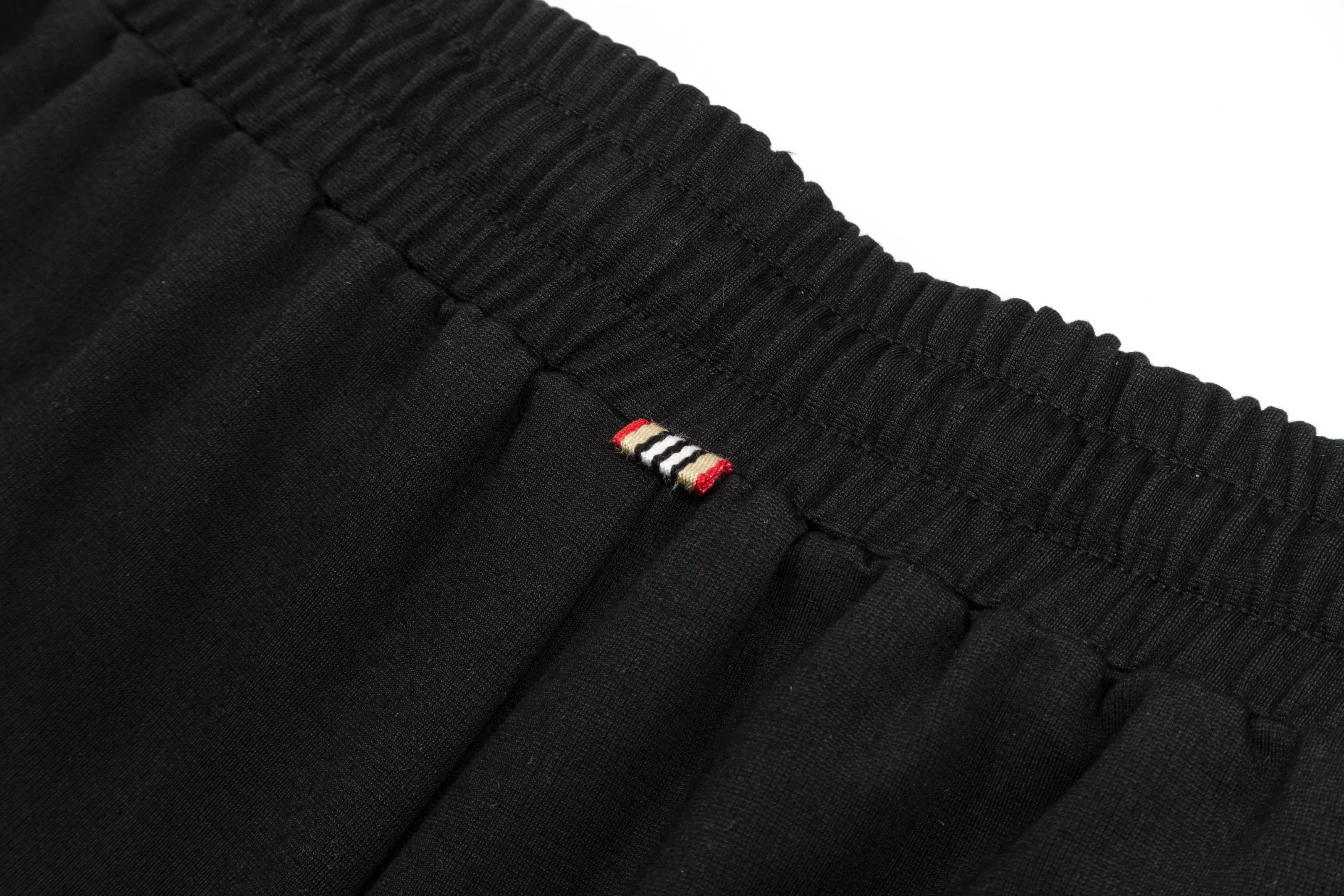 【BURBERRY  公式旗艦店】バーバリー  ショートパンツご好評に付き再入荷！250226