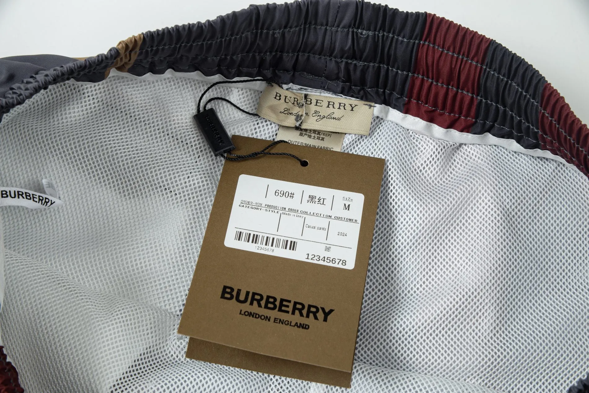 【BURBERRY  公式旗艦店】バーバリー  ショートパンツご好評に付き再入荷！