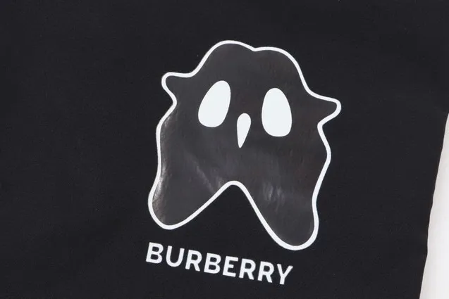 【BURBERRY  公式旗艦店】バーバリー ショートパンツご好評に付き再入荷！