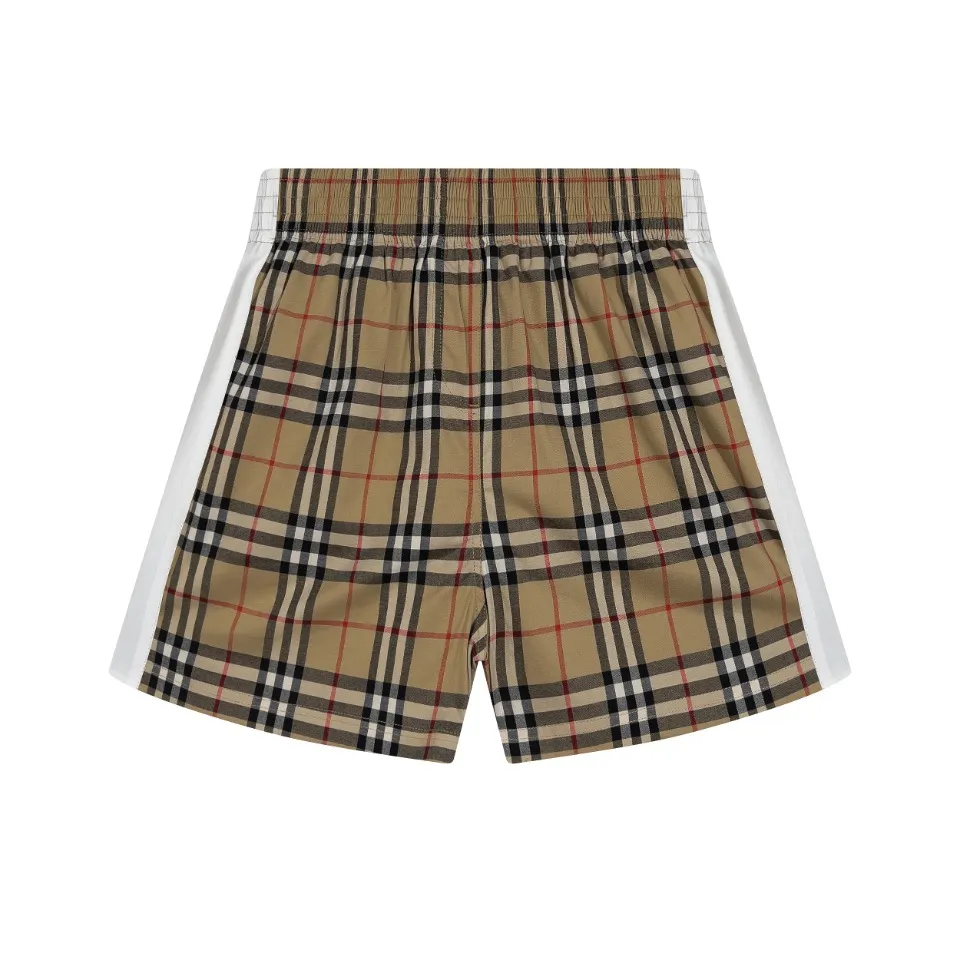 【BURBERRY  公式旗艦店】バーバリー  ショートパンツ  ご好評に付き再入荷！