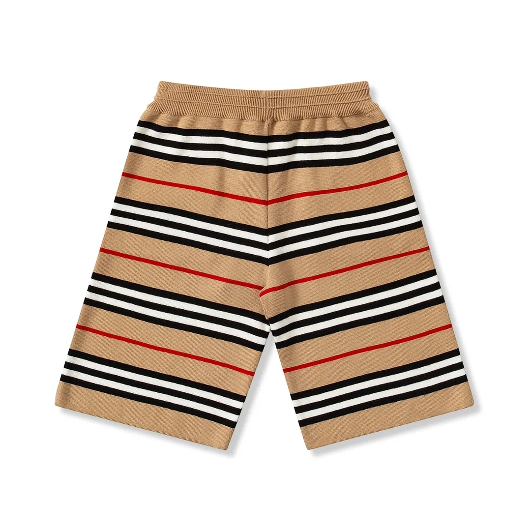 【BURBERRY  公式旗艦店】バーバリー  ショートパンツ  ご好評に付き再入荷！