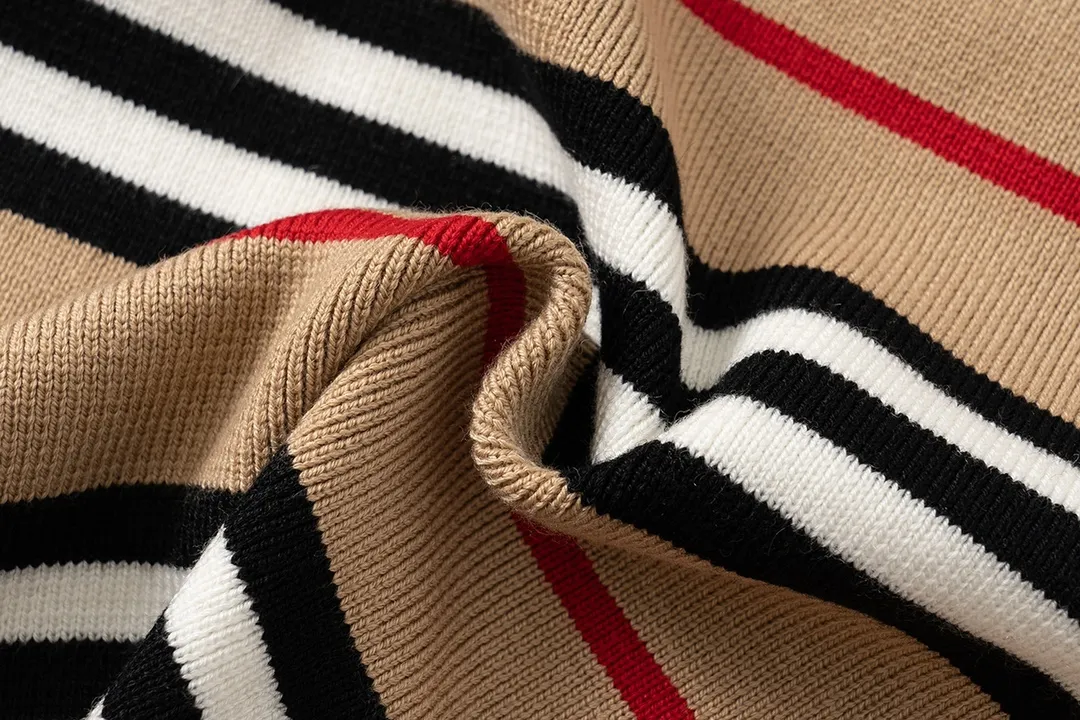 【BURBERRY  公式旗艦店】バーバリー  ショートパンツ  ご好評に付き再入荷！