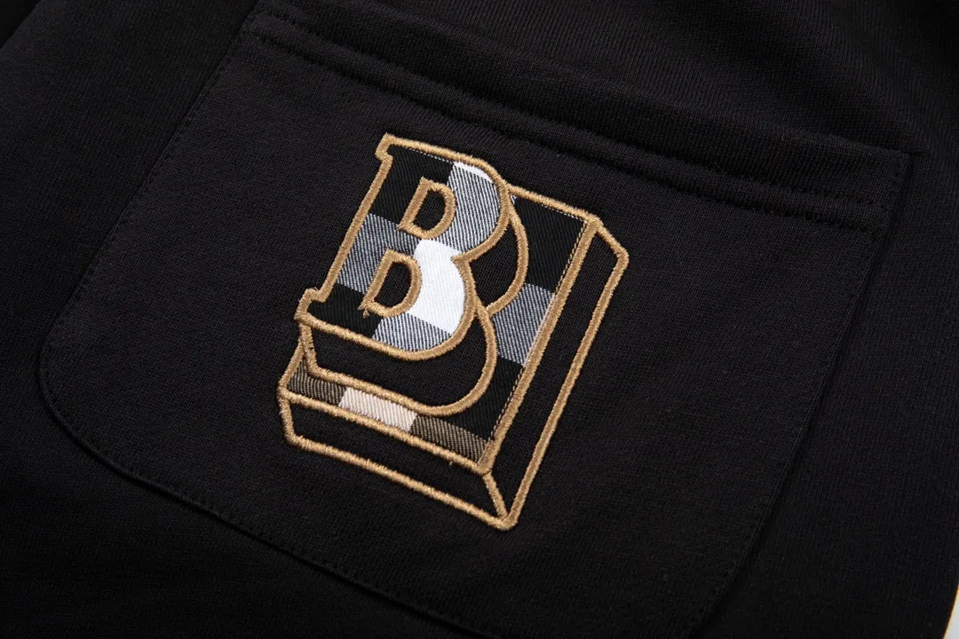 【BURBERRY  公式旗艦店】バーバリー  ショートパンツ  ご好評に付き再入荷！