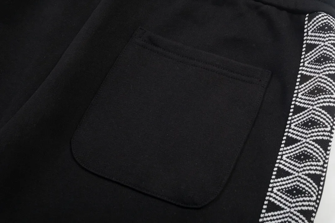 【LOEWE  公式旗艦店】ロエベ  ショートパンツご好評に付き再入荷！250227