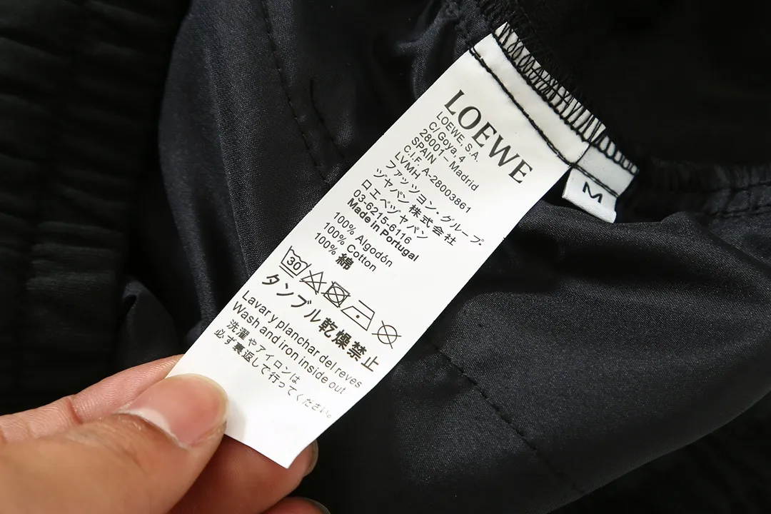 【LOEWE 公式旗艦店】ロエベ   ショートパンツ  ご好評に付き再入荷！