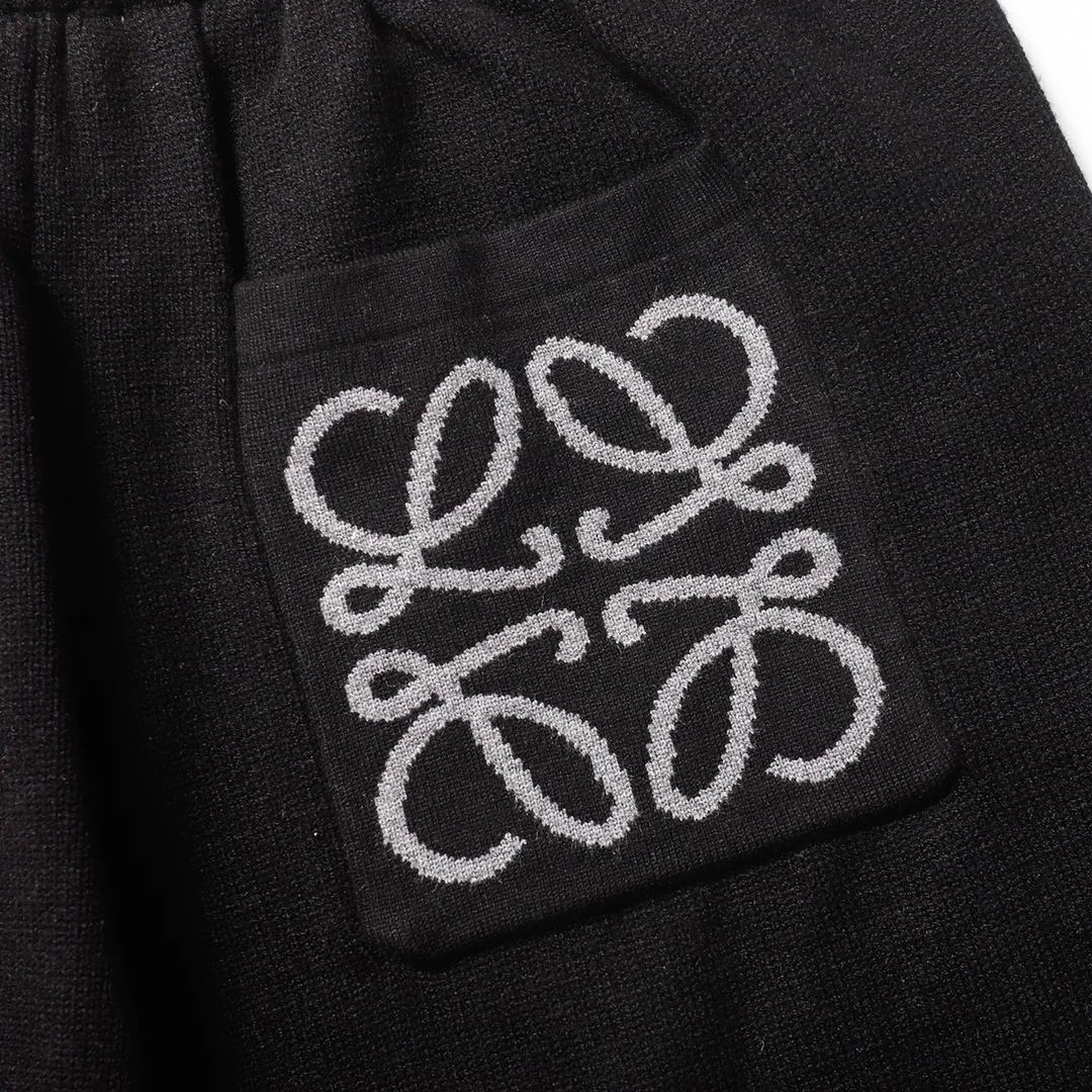 【LOEWE  公式旗艦店】ロエベ   ショートパンツ  ご好評に付き再入荷！