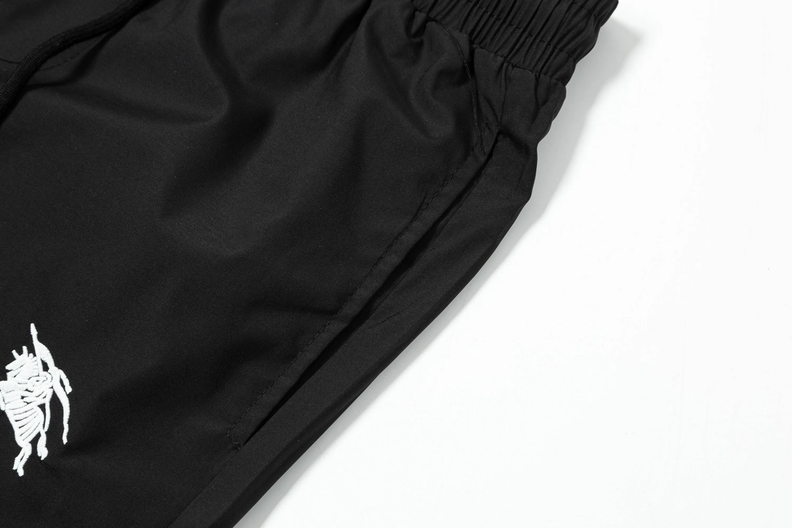 【BALENCIAGA  公式旗艦店】バレンシアガ   ショートパンツご好評に付き再入荷！250227