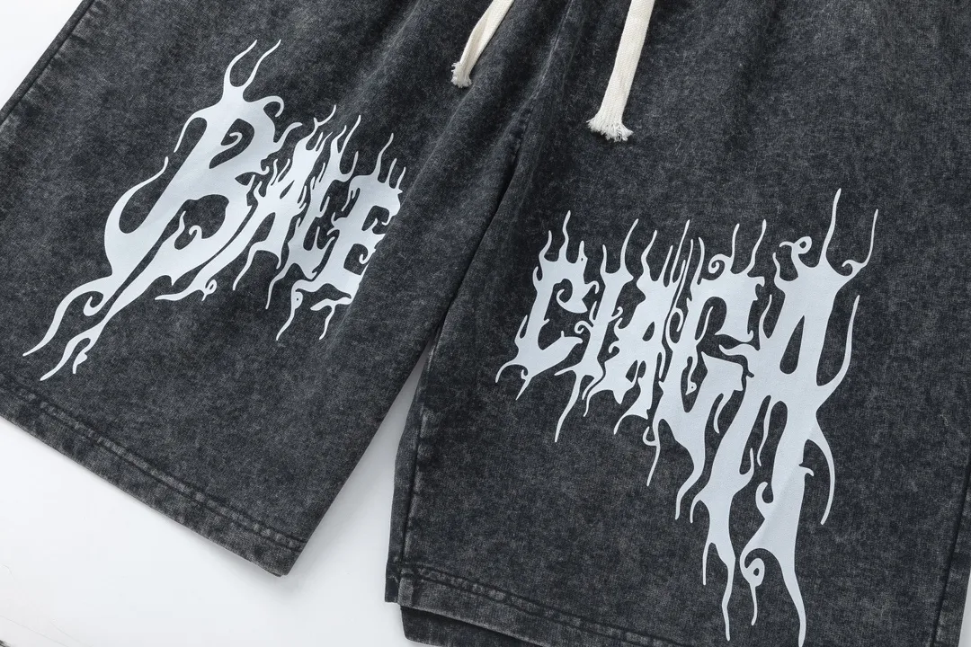 【BALENCIAGA  公式旗艦店】バレンシアガ  ショートパンツご好評に付き再入荷！250227