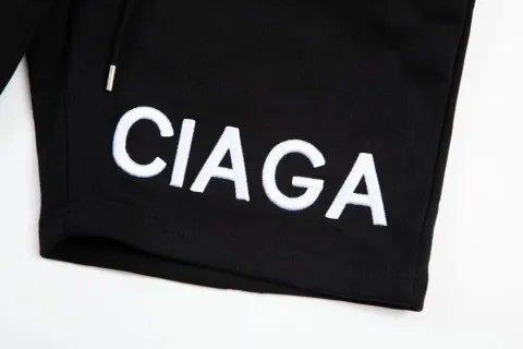 【BALENCIAGA  公式旗艦店】バレンシアガ  ショートパンツご好評に付き再入荷！250227