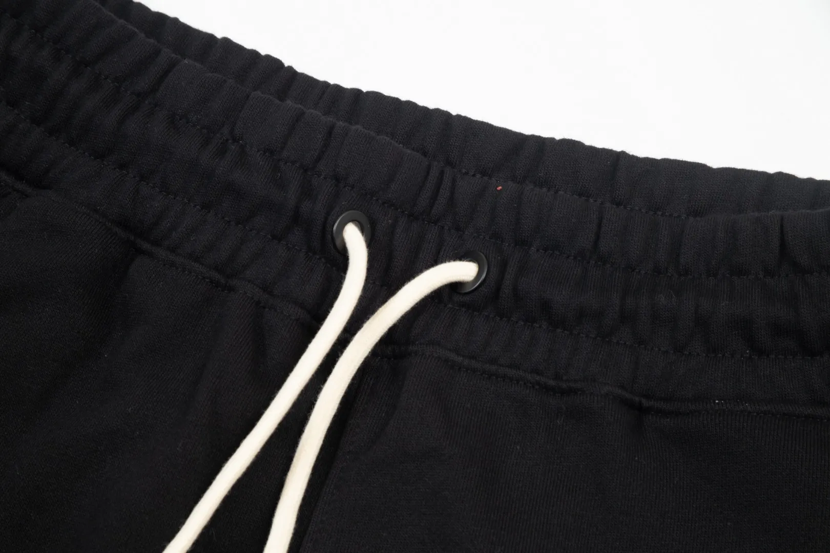 【BALENCIAGA  公式旗艦店】バレンシアガ  ショートパンツ  ご好評に付き再入荷 24612
