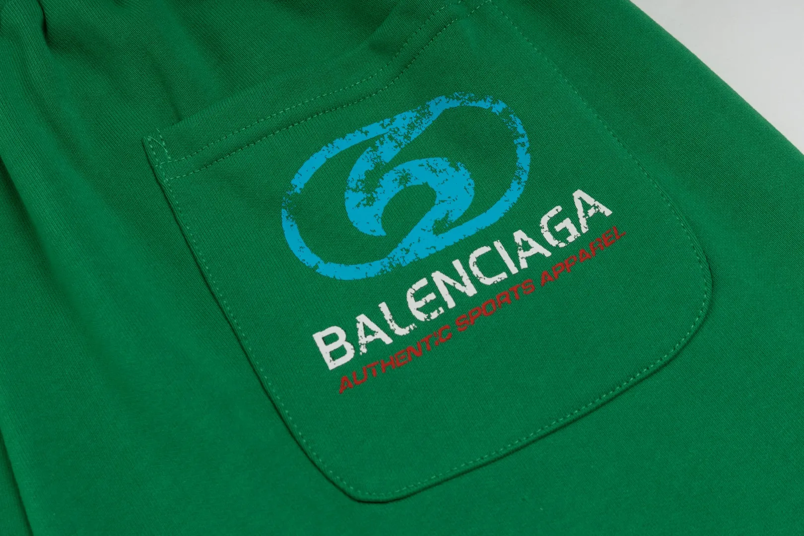 【BALENCIAGA  公式旗艦店】バレンシアガ   ショートパンツ  ご好評に付き再入荷！