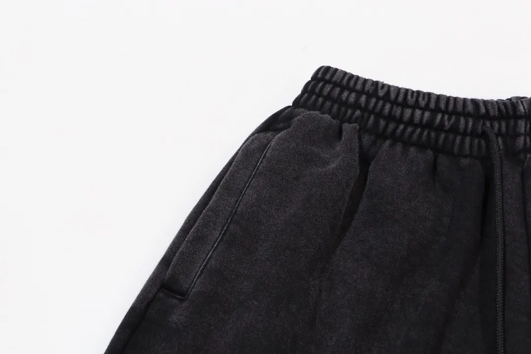 【BALENCIAGA  公式旗艦店】バレンシアガ   ショートパンツ  ご好評に付き再入荷！