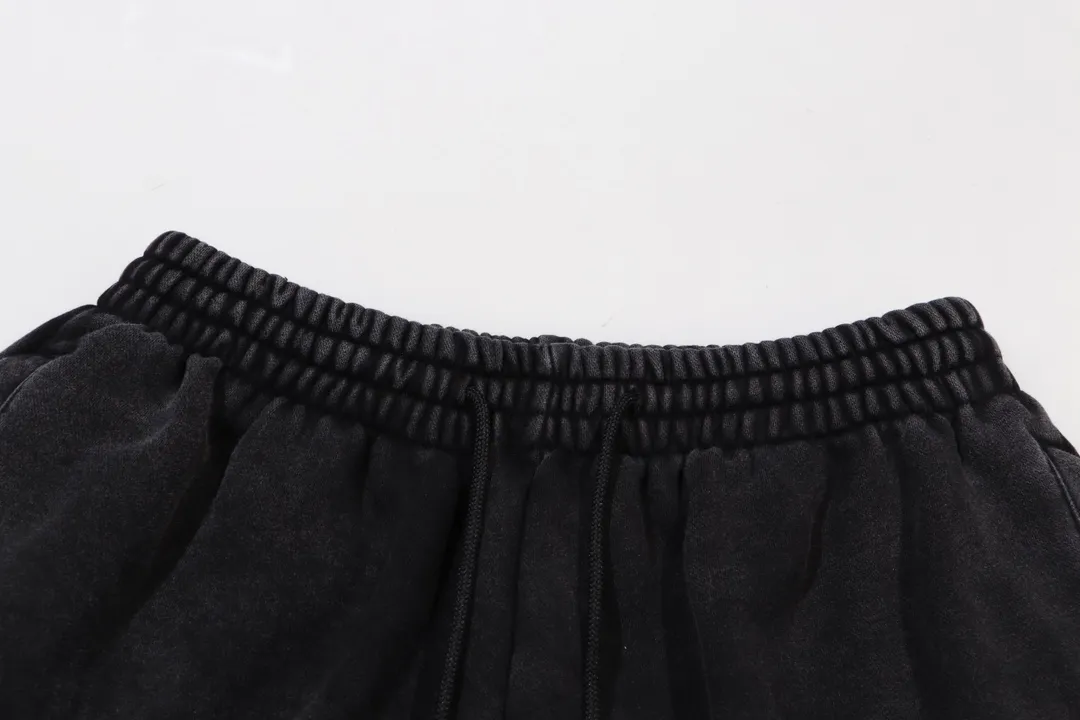 【BALENCIAGA  公式旗艦店】バレンシアガ   ショートパンツ  ご好評に付き再入荷！