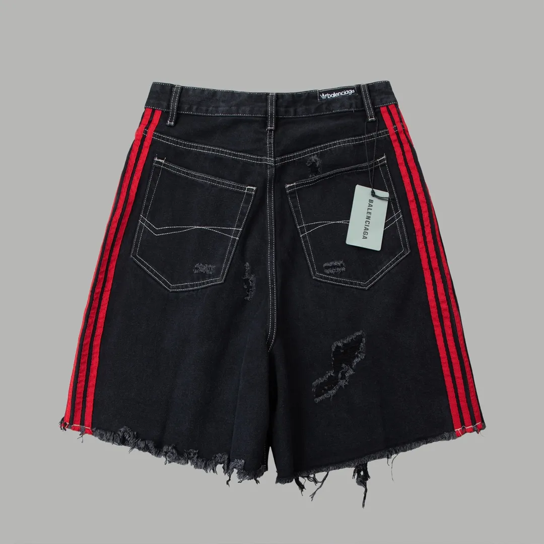 【BALENCIAGA  公式旗艦店】バレンシアガ   ショートパンツ  ご好評に付き再入荷！