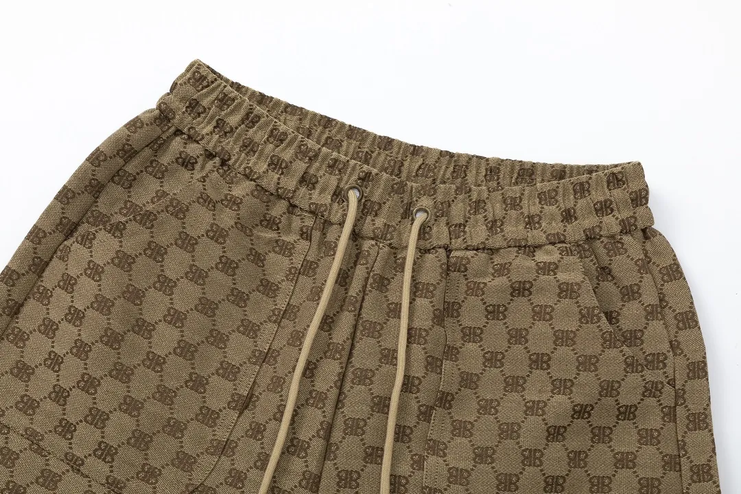 【BALENCIAGA  公式旗艦店】バレンシアガ    ショートパンツ  ご好評に付き再入荷！