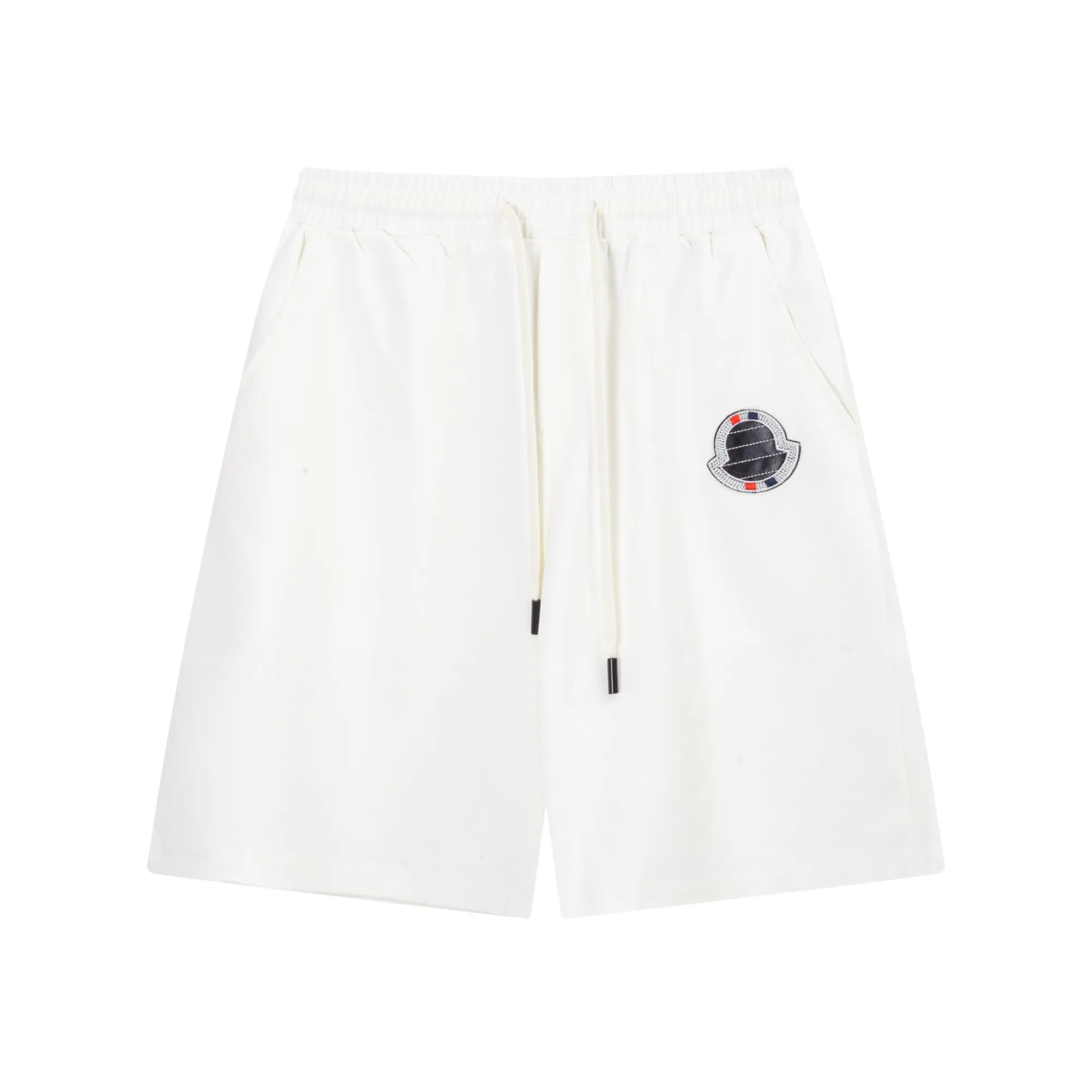 【MONCLER  公式旗艦店】モンクレール  ショートパンツ  ご好評に付き再入荷！