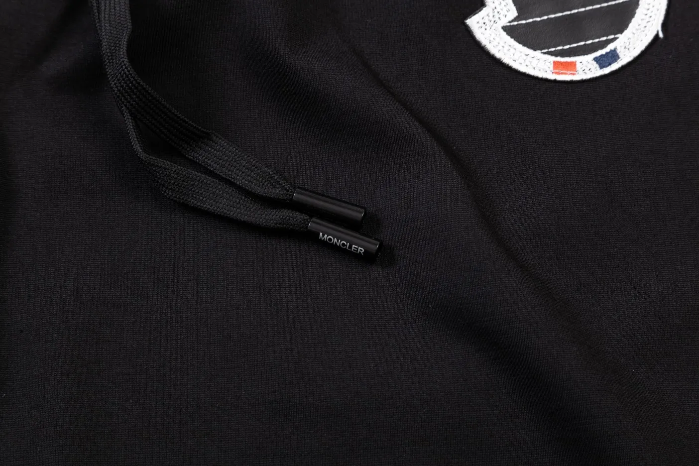 【MONCLER  公式旗艦店】モンクレール  ショートパンツ  ご好評に付き再入荷！