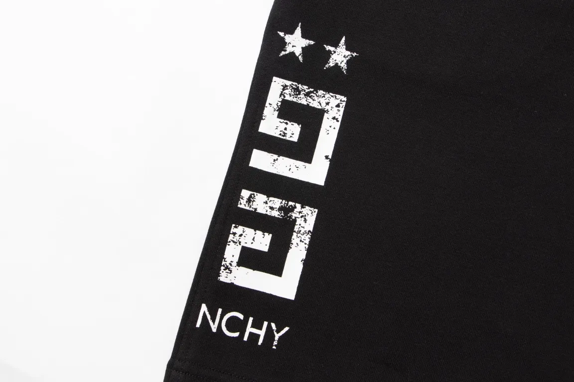 【GIVENCHY 公式旗艦店】ジバンシー   ショートパンツご好評に付き再入荷！