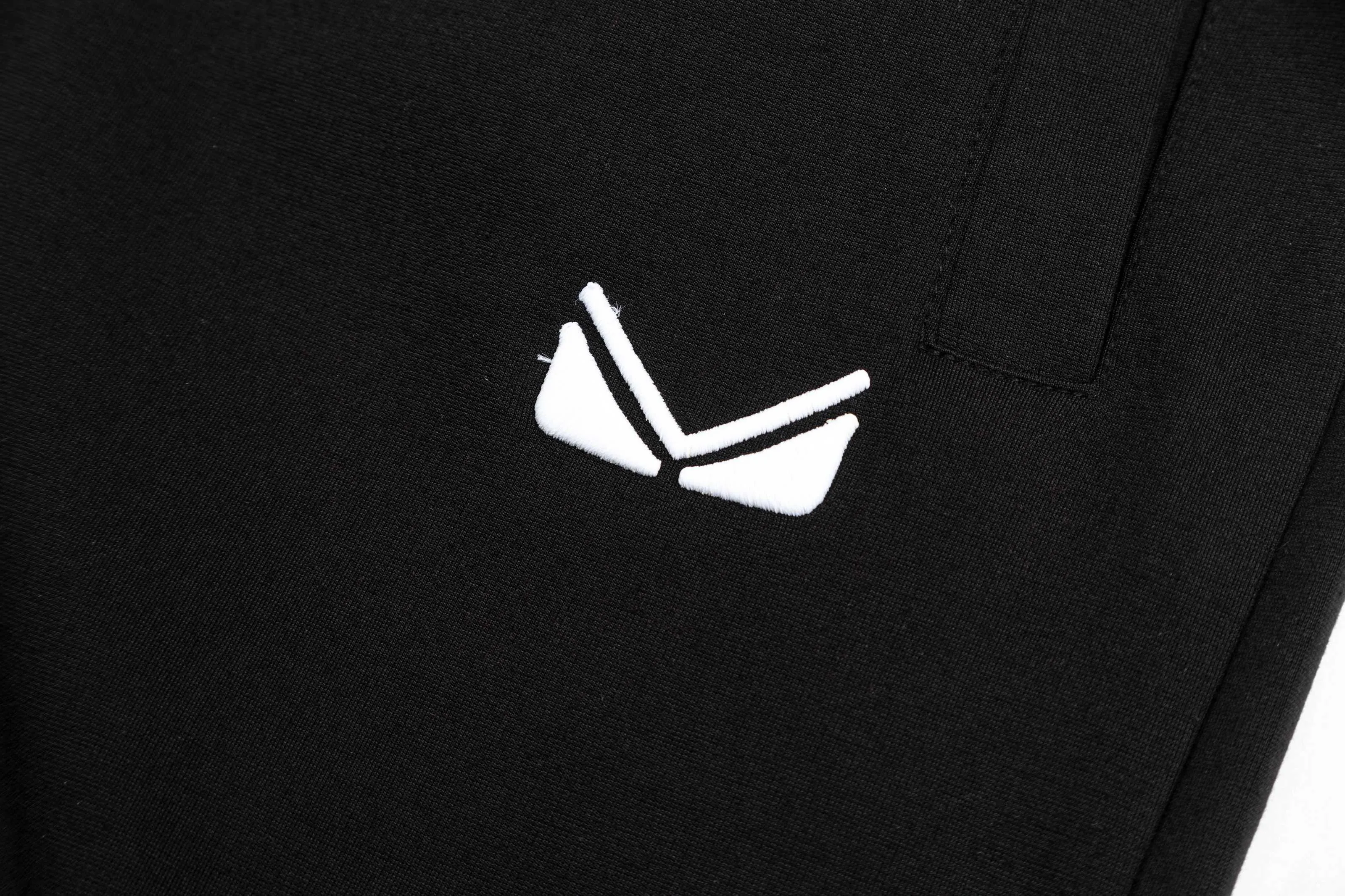 【FENDI  公式旗艦店】フェンディ  ショートパンツご好評に付き再入荷！250226