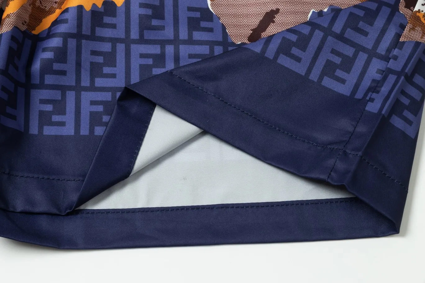 【FENDI 公式旗艦店】フェンディ ショートパンツご好評に付き再入荷 24624