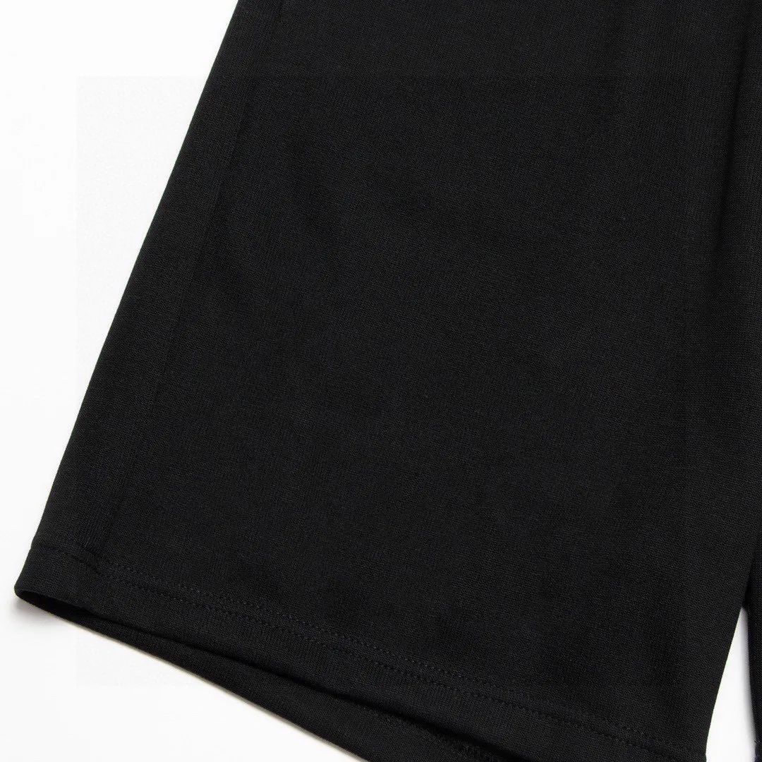 【FENDI  公式旗艦店】フェンディ ショートパンツご好評に付き再入荷！