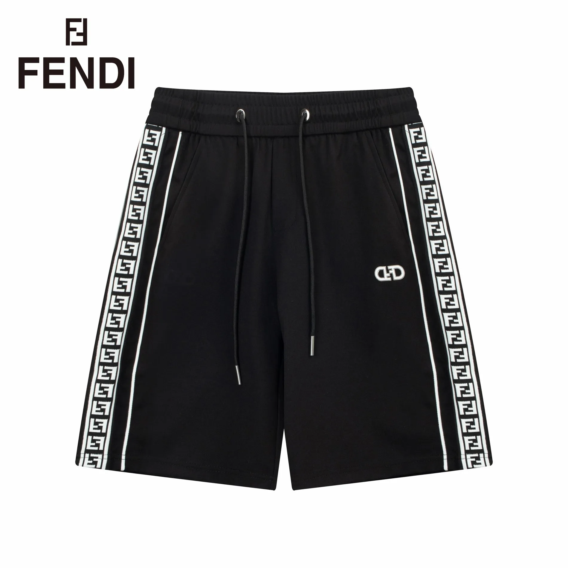 【FENDI 公式旗艦店】モンクレール   ショートパンツ  ご好評に付き再入荷！